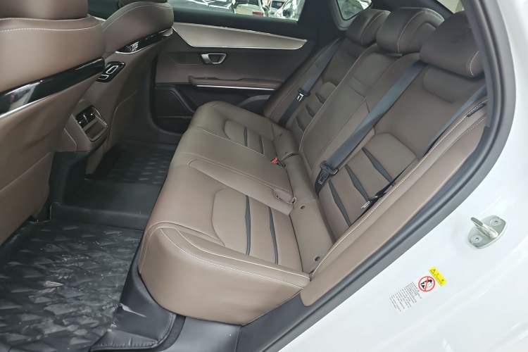 Used BYD Han 2020 EV Long-Range Luxury Model
