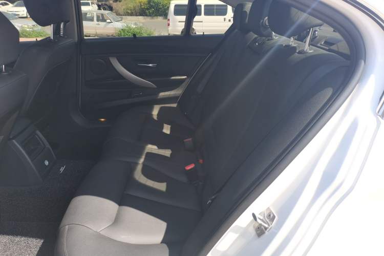 Used BMW 3 Series 2015 316Li Fashion Model