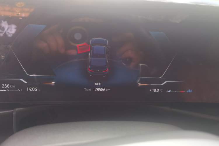 Used BMW 3 Series 2025 325Li M Sport Package Odometer Close Up