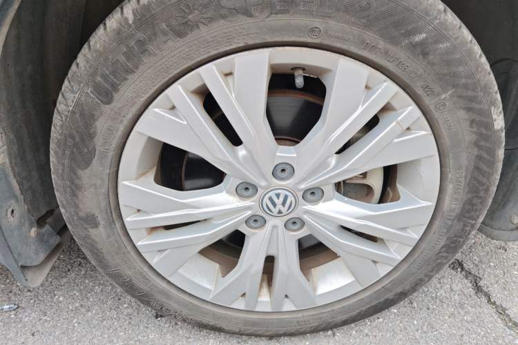 Used Volkswagen C-TREK 2018 230TSI DSG Comfort Model Interior 5