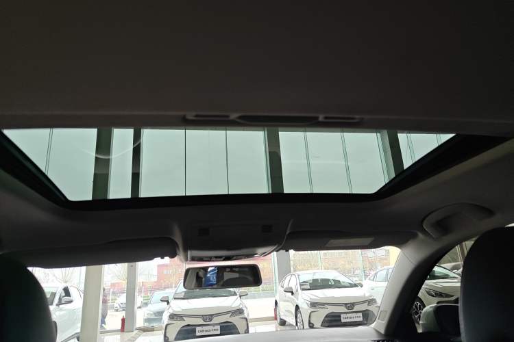 Used Volkswagen Bora 2021 1.5L Automatic Comfort Smart Connect Edition Interior 4