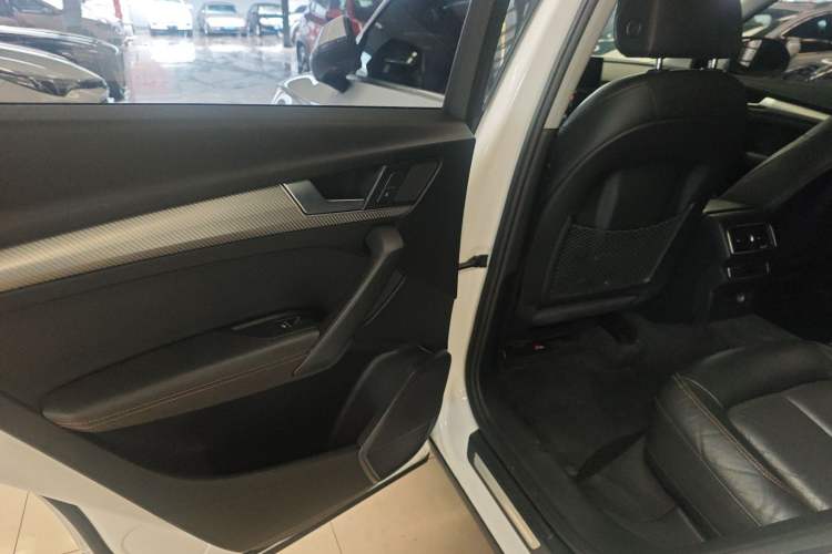 Used Audi Q5L 2018 45 TFSI Prestige Fashion Edition China V Emission Standard
