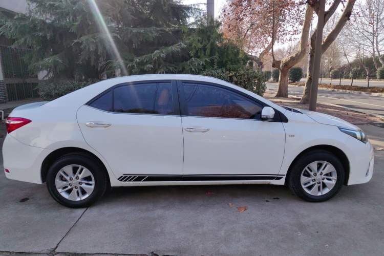 Used Toyota Corolla 2014 1.6L Manual GL