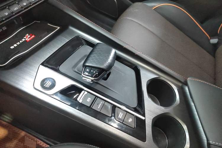 Used Oshan X7 PLUS 2022 1.5T Blue Whale Edition Automatic Geeker Navigation Model
