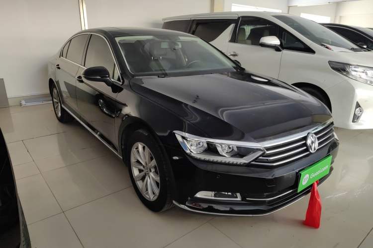 Used Volkswagen Magotan 2019 330TSI DSG Leading Model China VI Standard