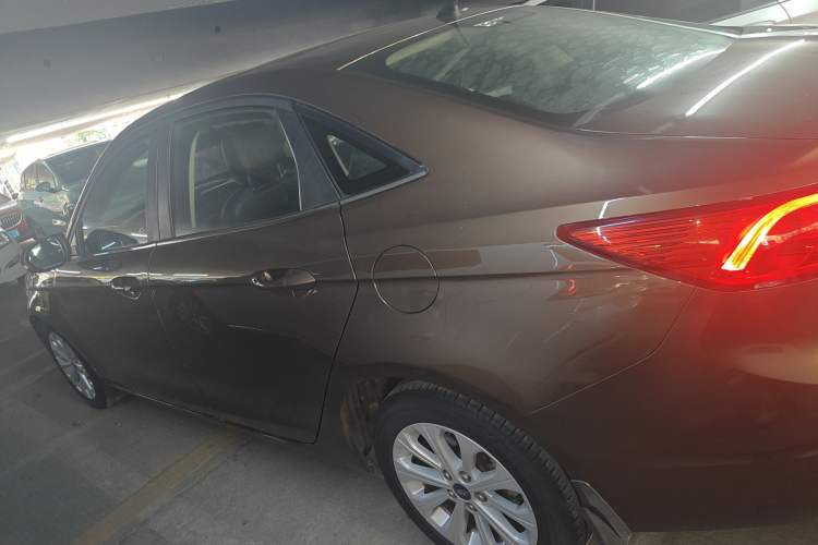 Used Ford Escort 2015 1.5L Automatic Comfort Edition