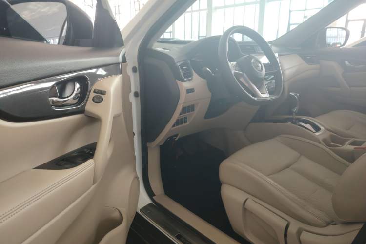 Used Nissan X-Trail 2017 2.0L CVT Comfort Edition 2WD