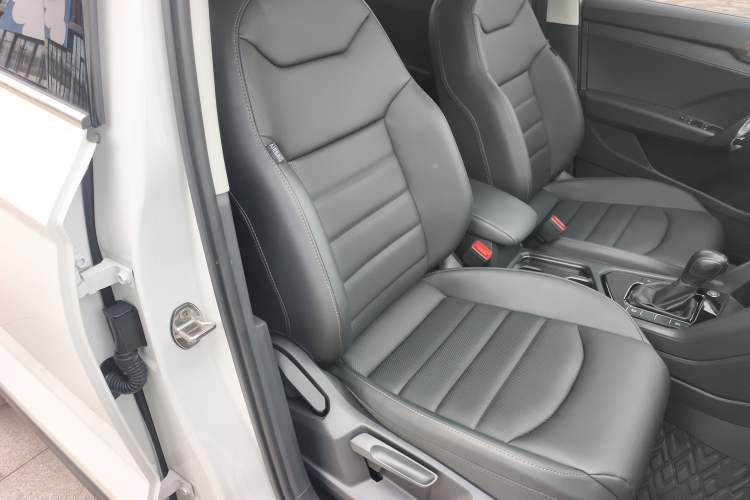 Used Volkswagen Tharu 2021 280TSI Two-Wheel-Drive Luxury Plus Edition
