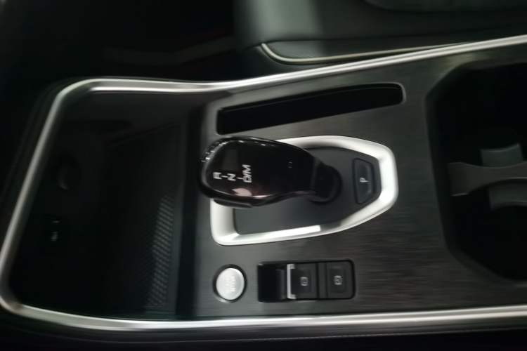 Used Haval H6 2023 National Trend Edition 1.5T Automatic Urban Version Gear Lever