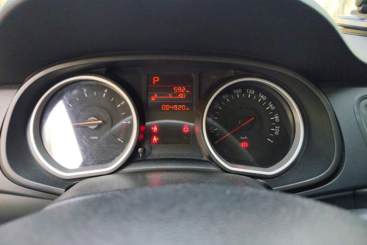 Used Citroen C3-XR 2015 1.6L Automatic Fashion Model