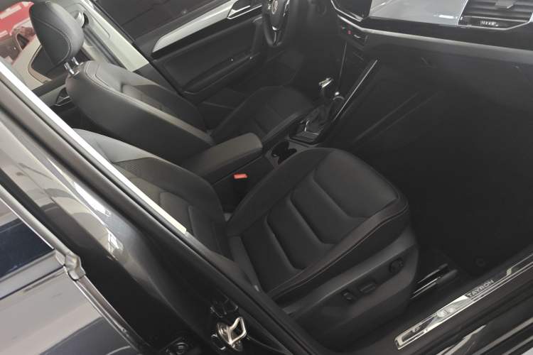 Used Volkswagen Tayron 2020 330TSI Two-Wheel Drive Luxury Smart Connectivity Version Interior 5