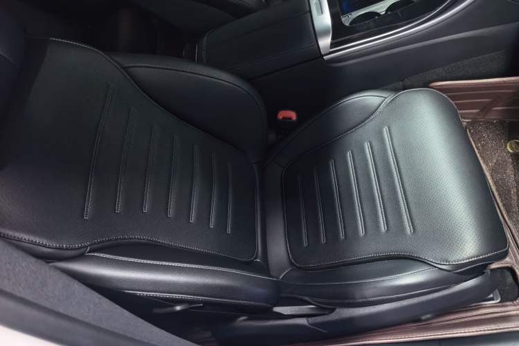 Used Mercedes-Benz C-Class 2022 Restyled C 200 L Sport Edition Interior 5