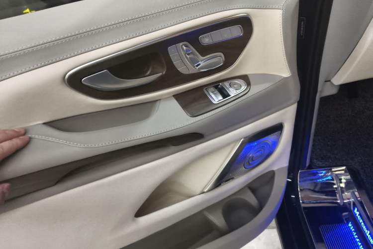 Used Mercedes-Benz Vito 2024 2.0T Business Version 7 Seats