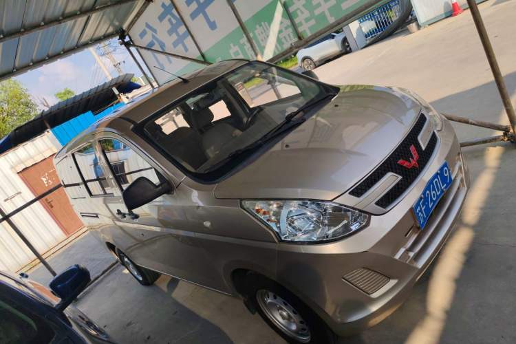 Used Wuling Rongguang V 2018 1.2L Practical Model