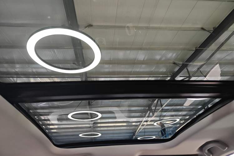 Used JETOUR X90 2020 1.5T DCT Shadow Wisdom Edition 7 Seats Interior 5