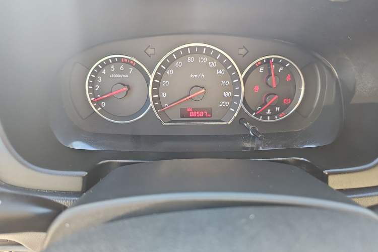 Used Changan Alsvin V3 2015 1.4L Manual Meiruan Model China V Standard