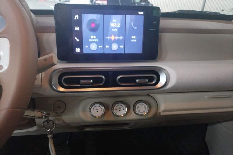 Used Wuling Hongguang MINIEV 2024 3rd Generation 215km Advanced Version