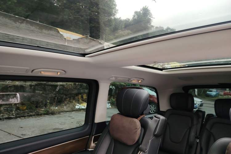 Used Mercedes-Benz V-Class 2021 V 260 Prestige Edition