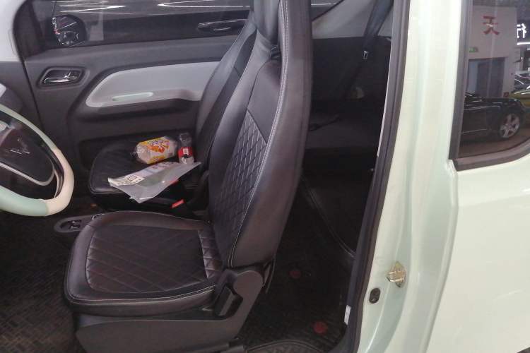 Used Wuling Hongguang MINIEV 2021 Macaron Premium Model – Lithium Iron Phosphate