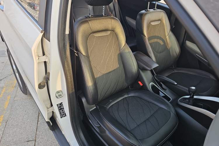 Used Baojun 510 2017 1.5L Manual Fashion Model