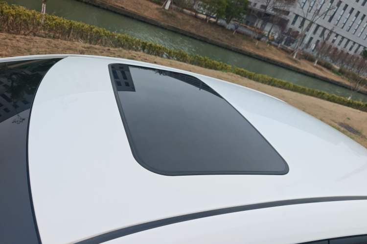 Used Toyota Levin 2023 185T CVT Luxury Edition