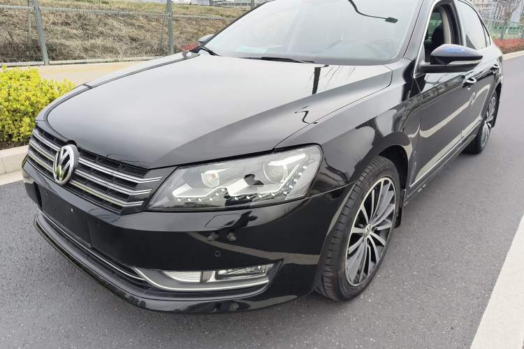 Used Volkswagen Passat 2014 1.8TSI DSG Prestige Edition Left Front Headlight