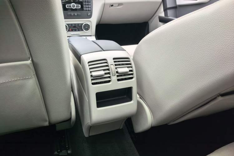 Used Mercedes-Benz GLK-Class 2015 GLK 300 4MATIC Fashion Edition Ultimate Version
