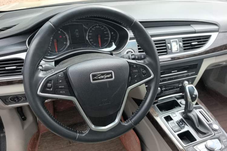 Used Zotye Z700 2016 1.8T DCT Elegant Version