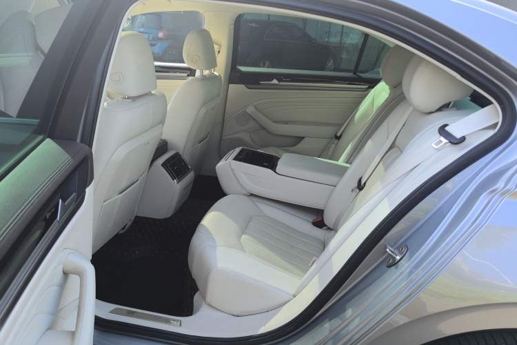 Used Volkswagen Phideon 2021 380TSI Luxury Edition
