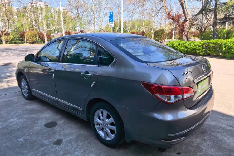 Used Nissan Sylphy 2016 Classic 1.6XE Manual Leading Edition Exterior 1