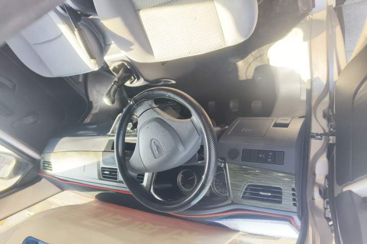 Used Jinbei Hiace X30 2021 1.5L Standard Version Air-Conditioning-Free Bus China VI Emission Standard SWC15M Interior 2