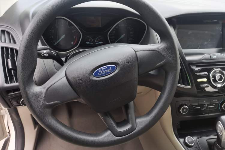 Used Ford Focus 2017 Sedan 1.6L Automatic Comfort Plus SmartDrive Edition