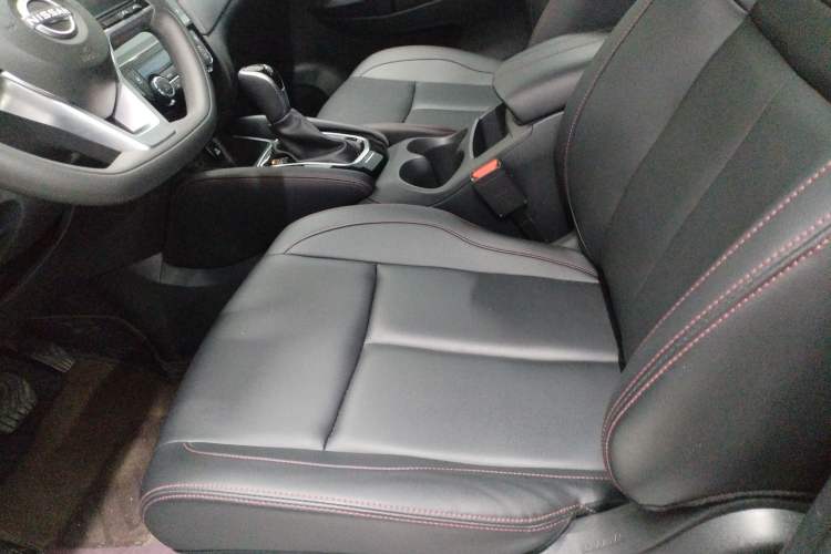 Used Nissan Qashqai 2023 Classic 2.0L CVT XV Comfort Edition