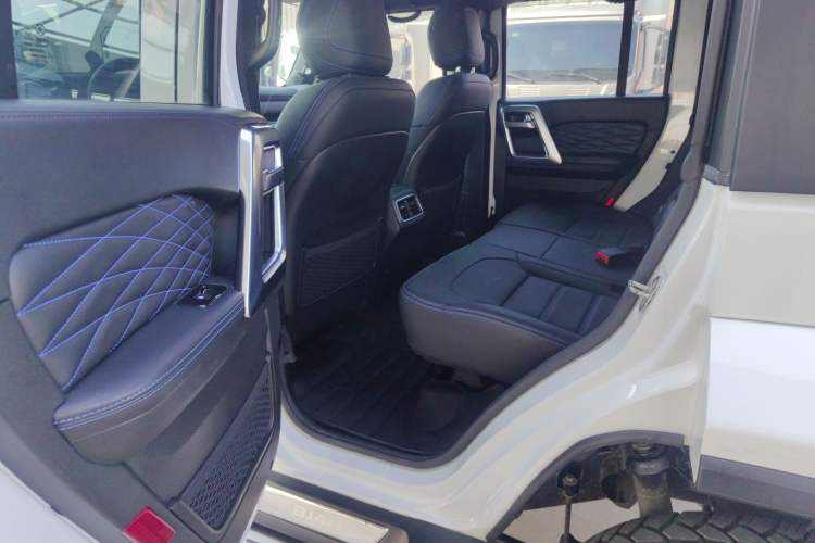 Used BAIC Off-Road BJ40 2019 PLUS 2.3T Automatic Four-Wheel Drive Flagship Edition China VI Emission Standard
