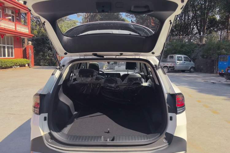 Used Kia Sportage (Chinese Domestic Model) 2025 1.5T Two-Wheel Drive Prestige Edition