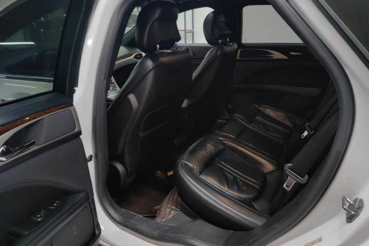 Used Lincoln MKZ 2018 2.0T Premium Edition
