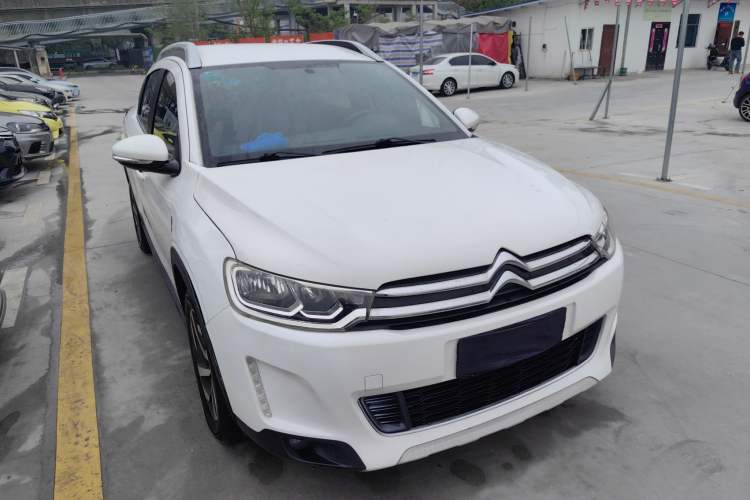 Used Citroen C3-XR 2015 1.6L Manual Pioneer Model
