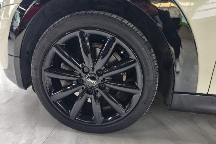 Used MINI 2018 2.0T COOPER S Classic Edition Five-Door Version Exterior 7