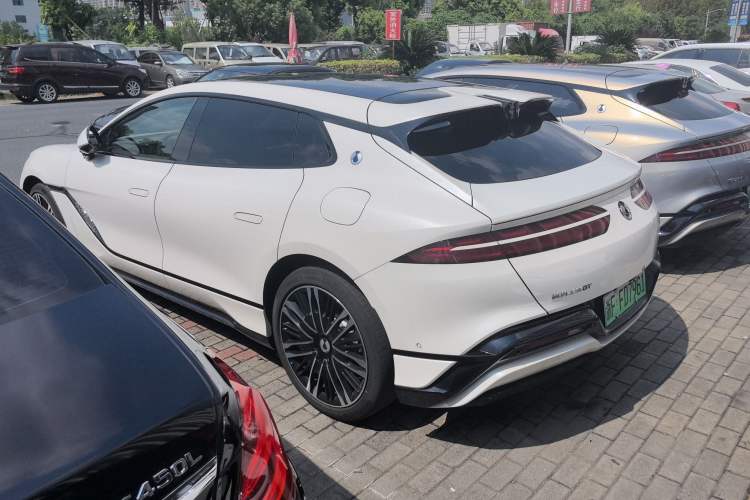 Used Denza Z9GT 2024 1100 Four-Wheel Drive Ultra Version