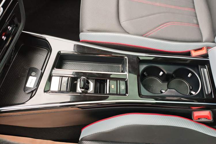 Used Volkswagen Lamando 2023 Lavida L 280TSI DSG Cool & Spicy Edition
