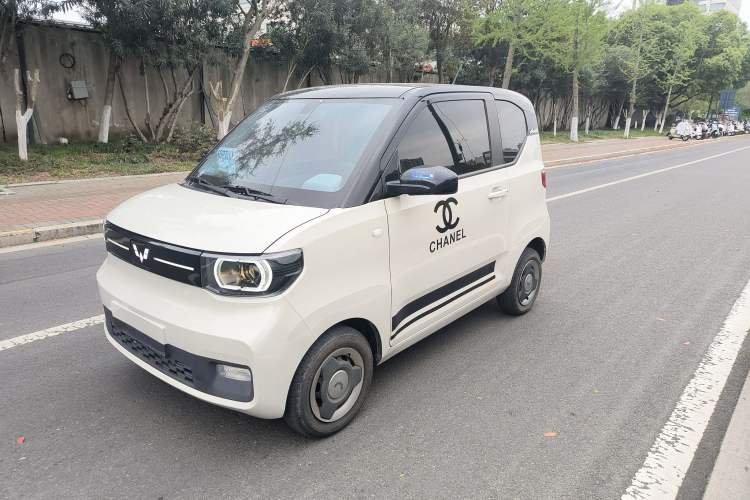 Used Wuling Hongguang MINIEV 2022 Macaron Premium Model – Lithium Iron Phosphate Exterior 3