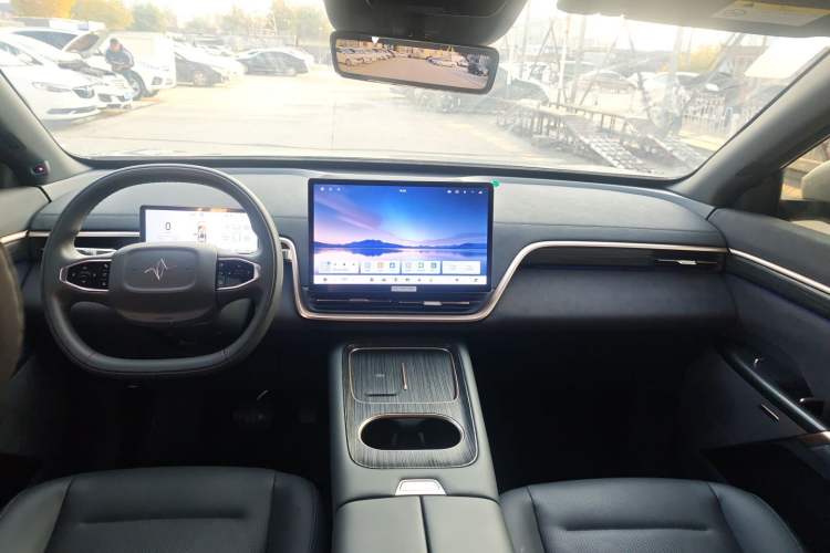 Used Dongfeng eπ eπ008 2024 210Max Range-Extended Version 6 Seats