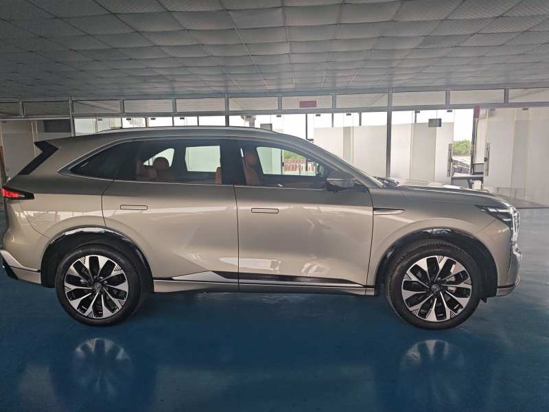 Used CHANGAN CS75 PLUS 2025 4th Generation UItra 2.0T New Blue Whale – Smart & Powerful Version — 4