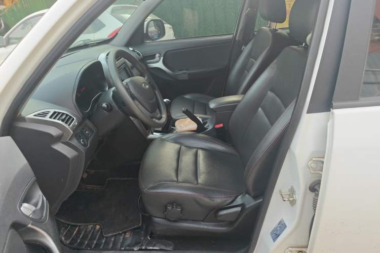 Used Chery Tiggo 3 2014 1.6L Manual Zhishang Edition
