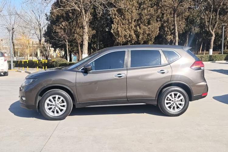 Used Nissan X-Trail 2019 2.0L CVT Smart Connect Comfort Edition 2WD