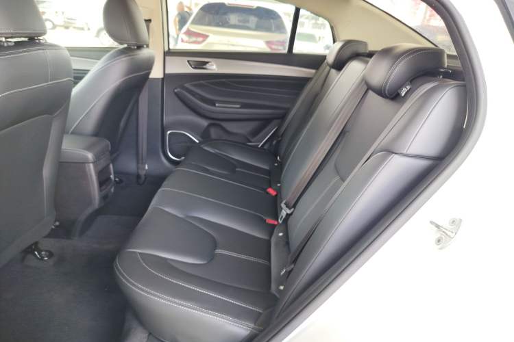 Used Chery Arrizo 5 2019 Facelifted PRO 1.5L Manual Youth Edition China VI Standard