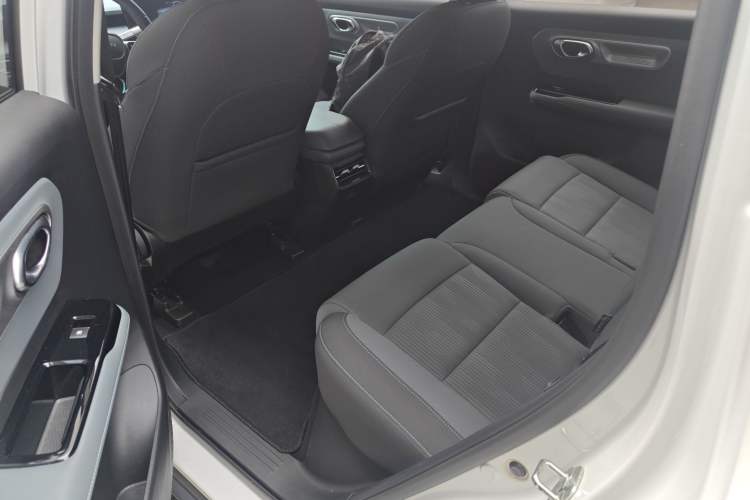 Used AION Y 2023 Younger