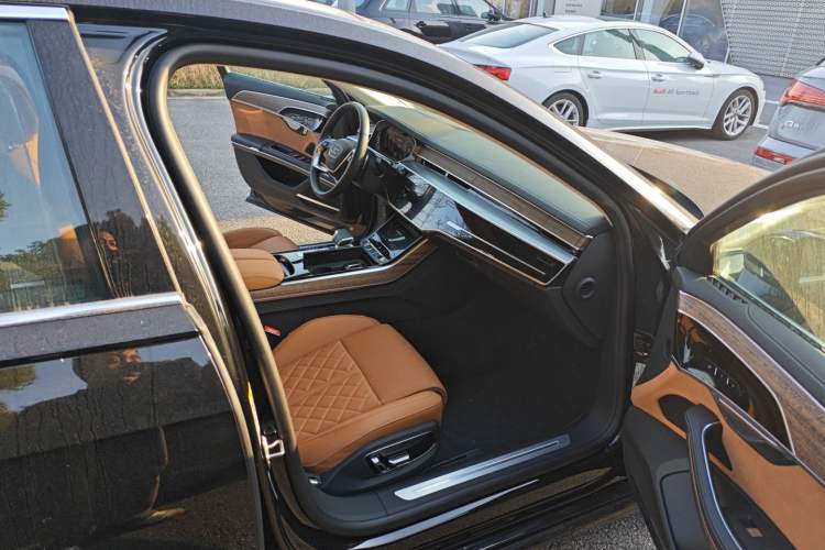 Used Audi A8 2024 A8L 55 TFSI quattro Flagship Model