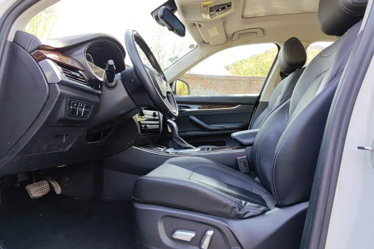 Used Hanteng X7 2016 2.0T DCT Luxury Edition