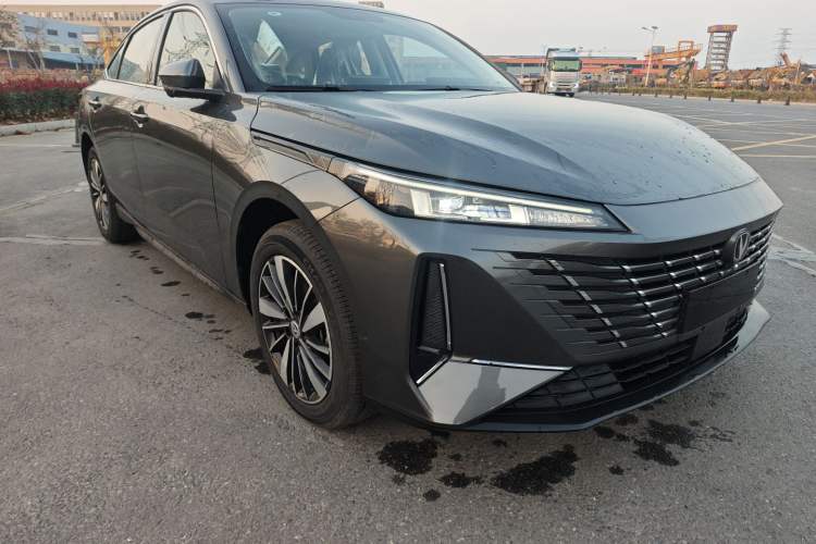 Used Changan Eado PHEV 2025 Smart New Blue Whale 145KM Battleship Edition